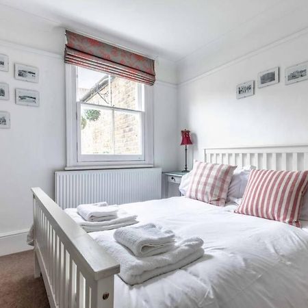 Windsor Town Centre Victorian Townhouse Sleeps 6 Villa Bagian luar foto